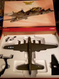 Corgi AA33305 Italia Boeing B-17G '2° Patch' 346° BS/99° BG, Tortorella - Foto 1 di 7