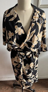 NWT Maison Du Soir Robe Size S/M Black Floral Long Kimono Belted Women’s - Picture 1 of 8