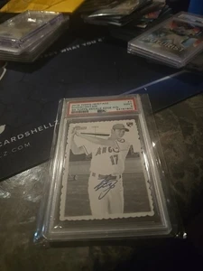 Shohei Ohtani 1/30 rookie 2018 Topps Heritage Deckle Edge HN Auto RC PSA 9 - Picture 1 of 2
