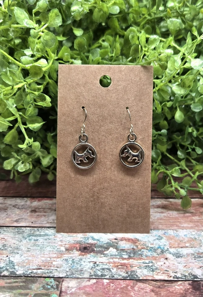 Pendientes redondos de plata con dije de perro sin níquel Foto 1 de 1