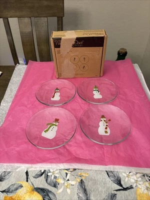Pampered Chef Christmas Snowmen Round Appetizer/dessert Plates - Image 1 of 4