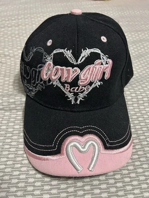 NUEVO CON ETIQUETAS Negro y Rosa Vaca Niña Bebé Sombrero Embellecido Y2K Foto 1 de 2