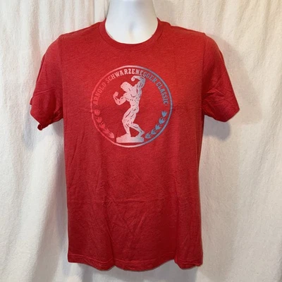 Camiseta Gráfica Roja Clásica Homenaje Arnold Para Hombre Poco Usada Talla Mediana Foto 1 de 4