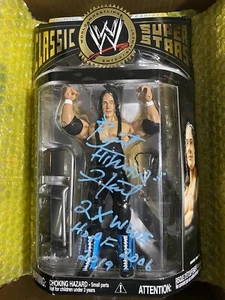 AUTOGRAPHED BRET HART CLASSIC SERIES 13 FIGURE - Picture 1 of 3