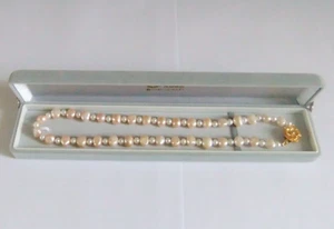 STERLING SILVER & GOLD 17" PEARL NECKLACE * NEAR MINT CONDITION * - Picture 1 of 7