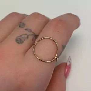 Eternity Kreis Ring schlicht Gold Filled Ring zierlich minimalistisch Ring Silberring - Bild 1 von 5