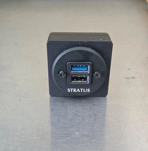 Stratus Power Dual port USB charger - Foto 1 di 1