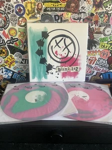 BLINK 182 Self Titled VG++ PINK/GREEN SWIRL VINYL/500 HOT TOPIC EXCLUSIVE  - Picture 1 of 2