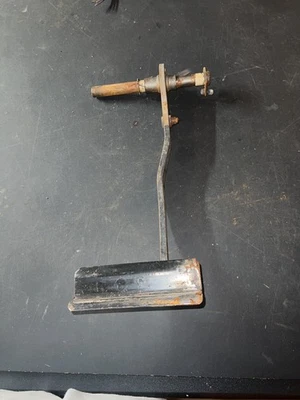 1989 - 1993 Dodge Truck Automatic Brake Pedal Mopar 89 90 91 92 93 Ram - Image 1 of 4