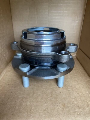 2016 Nissan Pathfinder 3.5L Front Wheel Brearing Hub Assembly - Image 1 of 4