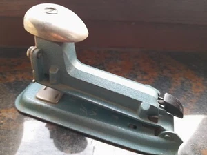 Hefter Bukama Knirps A 24/6 Nostalgiehefter - Bild 1 von 2