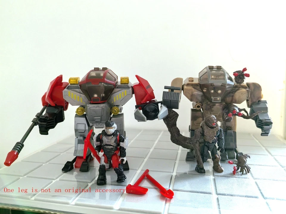 Mega Bloks Halo Heavy Damage Control Cyclops and Flood Infected Cyclops - Image 1 of 1
