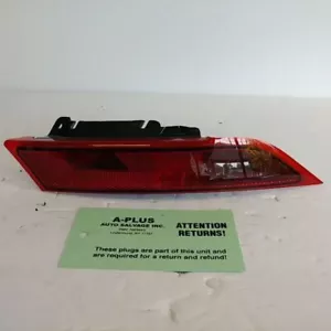 2018 LAND ROVER DISCOVERY Oem Passenger Right Tail Light Bumper Mounted - Picture 1 of 12