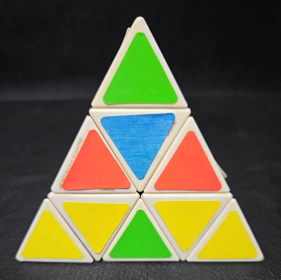 Vintage 1981 Tomy Pyraminx Pyramid Puzzle Triangle  - Image 1 of 4