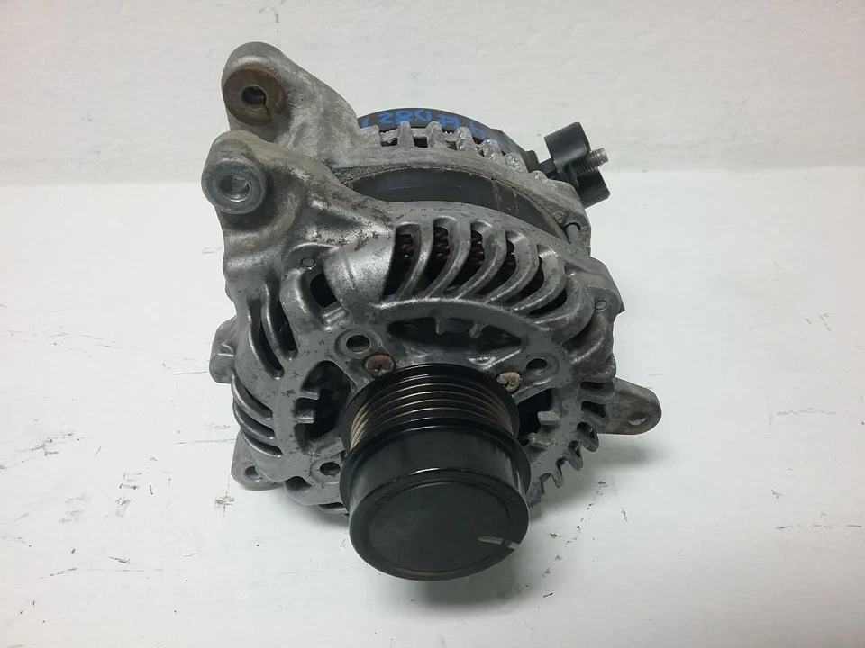 Cadillac XT4 2022 OEM alternador ID 13539730 compatible con 19-22 Foto 1 de 4