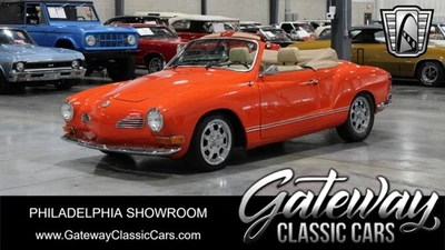 Volkswagen Karmann Ghia 1971  Foto 1 de 4