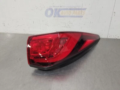 17 2017 Infinite QX60 CUARTO MONTADO EN PANEL LUZ TRASERA LÁMPARA PASAJERO DERECHO Foto 1 de 4