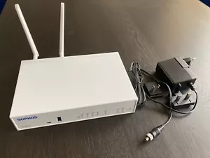 Appliance Sophos SD-RED 20 Rev.1 blanc R20ZTCHMR + module 3G/4G LTE XSGZTCH3A - Photo 1/8