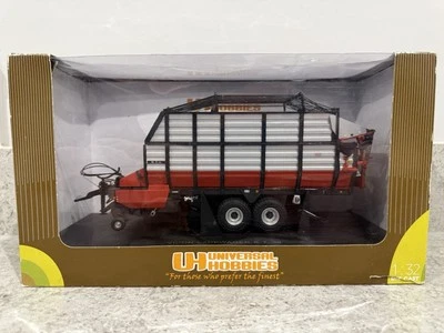Universal Hobbies - Vicon Forage/Loader Wagon K 7.39 - UH2891 - 1:32 - Mint/New - Image 1 of 4