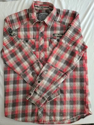 Camisa masculina de manga comprida Affliction feita à mão tamanho G vermelha/cinza xadrez com botões - Imagem 1 de 4