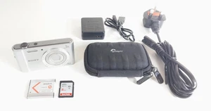 Sony Digital Camera Cybershot DSC-W800 20.1MP Silver See Video With 8GB SD Card - Picture 1 of 14