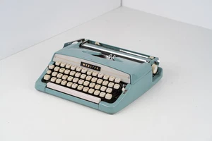 1960s Webster Typewriter by Brother Manual Portable Typewriter With Case - Picture 1 of 7