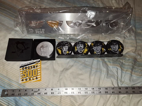 Pittsburgh Penguins Charity Bag Puck Display & 4 PUCKS & CROSBY 500 GOALS PUCK Cover