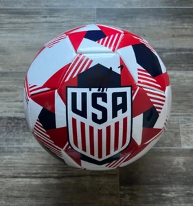 * BRENDEN AARONSON * signed soccer ball * USMNT * USA MENS SOCCER * 3 - Picture 1 of 2