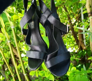Sandales MINELLI noires en cuir grainé à talons Taille 36 FR Bon état - Picture 1 of 10