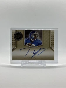 2011 Press Pass Legends - Saturday Signatures Titus Young #SS-TY (AU, RC) - Bild 1 von 2