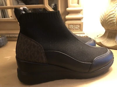 Botines de cuña elásticos tejidos negros con logotipo de Michael Kors Skyler para mujer talla 9,5 Foto 1 de 4