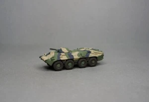 1/144 Ruso BTR-70 Portador de Personal Blindado camuflaje - Imagen 1 de 2