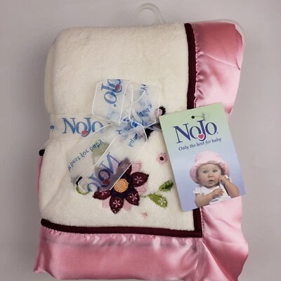 Детское одеяло с вышивкой Mystic Garden от NoJo - Изображение 1 из 2