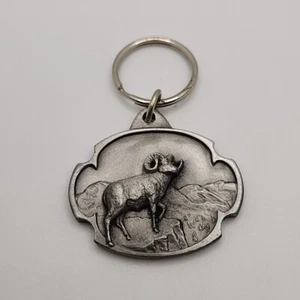 Vintage 1984 Siskiyou Buckle Co. Square Dickhorn Schaf Zinn Schlüsselanhänger - Bild 1 von 5