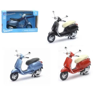 NEW RAY VESPA 1:12 modelli assortiti - Foto 1 di 13
