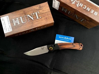 Cuchillo Plegable Benchmade Mini Crooked River 15085-cstm Mango de Madera Hoja Negra Foto 1 de 4