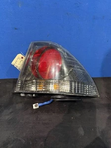 01-05 LEXUS IS300 PASAJERO LADO DERECHO COLA EXTERIOR CROMO OSCURO OEM - Imagen 1 de 7