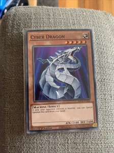 Yugioh - Cyber Dragon - SDCS-EN003 - Common 1st Edition NM - Picture 1 of 1