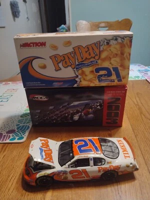 Johnny Sauter #21 PAY DAY 2004 NASCAR Action 1:24 DieCast #196 DE 300 Foto 1 de 4