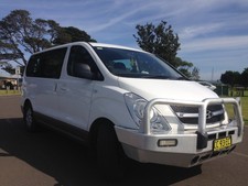 2014 HYUNDAI IMAX AUTOMATIC TURBO DIESEL 8 SEATER VAN MANUFACTURERS WARRANTY