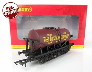 OO Gauge Hornby R6535 6 Wheel Milk Tank Wagon West Park Dairy Co Ltd - Foto 1 di 3