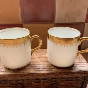 "Nuevas tazas de café Chelsea Bone China Demitasse blancas y doradas de 2"" de alto X 2"" de diámetro" - Imagen 1 de 8