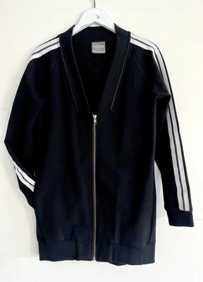 Lässige Long-Sweatjacke Luxury by NÜ, Größe S Schwarz/weiss - Bild 1 von 4