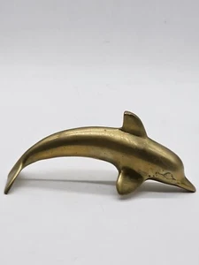 Pisapapeles estatuilla de delfín de latón vintage - Imagen 1 de 3