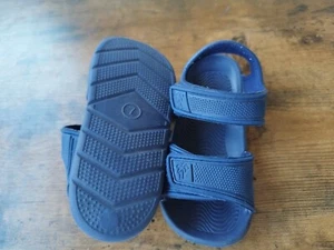 Kids Sandals Size 7 - Picture 1 of 8