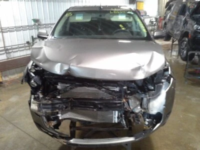 Pinza de freno de disco delantera derecha usada se adapta a: Ford Edge 2014 delantera AWD delantera derecha G Foto 1 de 4