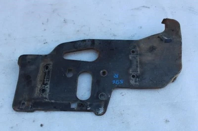 1974 1975 1976 LINCOLN CONTINENTAL MARK IV RIGHT FRONT FENDER TO FRAME BRACKET - Image 1 of 4