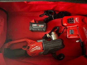 Milwaukee 2807-20  Hole Hawg 1/2" Right Angle Drill , 1 Battery - Picture 1 of 2