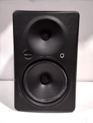 Mackie HR824 High Resolution 8" 2-Way Bi-Amplified Active Studio Monitor Speaker - Image 1 of 4
