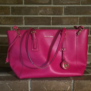 Michael Kors Voyager Large Saffiano Leather Tote Bag Pink - Picture 1 of 7